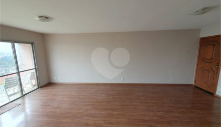 Apartamento à venda com 3 quartos, sendo 1 suíte,  em Jardim São Paulo(zona Norte), São Paulo, SP