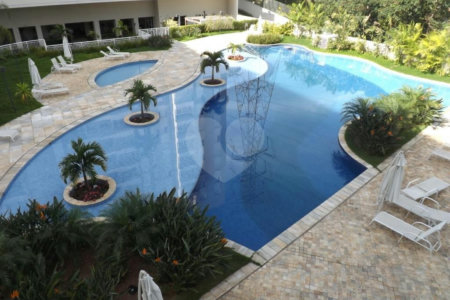 Apartamento à venda com 3 quartos, sendo 1 suíte, em Cidade São Francisco, São Paulo, SP