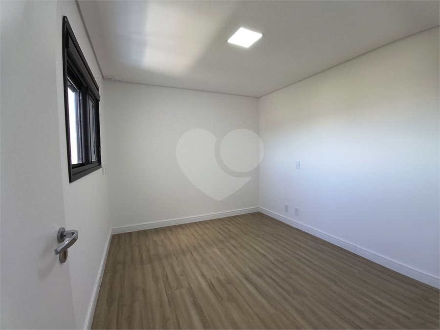 Apartamento à venda com 4 quartos, sendo 2 suítes,  em Além Ponte, Sorocaba, SP