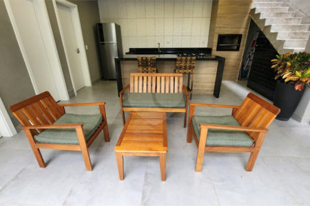 Casa à venda com 3 suítes no condomínio Via Castelli, Louveira - SP