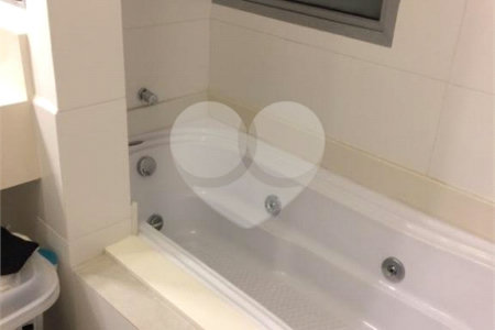 Apartamento à venda com 4 quartos, sendo 2 suítes, em Cerqueira César, São Paulo, SP
