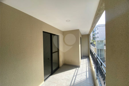 Apartamento à venda com 3 quartos, sendo 1 suíte, em Vista Alegre, Vinhedo, SP