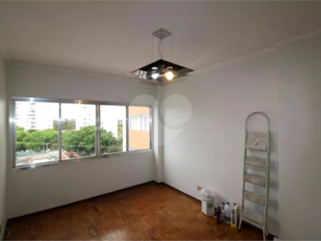 Apartamento à venda com 2 quartos em Santana, São Paulo, SP