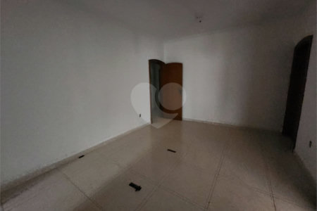 Sobrado à venda ou para alugar com 4 quartos, sendo 2 suítes, no Centro, Araraquara, SP