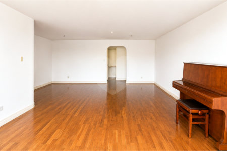 Apartamento à venda com 4 quartos, sendo 1 suíte, em Alto da Boa Vista, São Paulo, SP