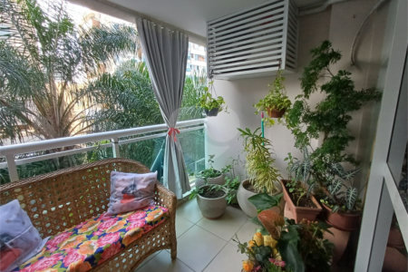 Apartamento à venda com 3 quartos, sendo 1 suíte, em Maracanã, Rio de Janeiro, RJ