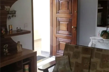 Sobrado à venda ou para alugar com 3 quartos, sendo 1 suíte,  em Jaguaré, São Paulo, SP