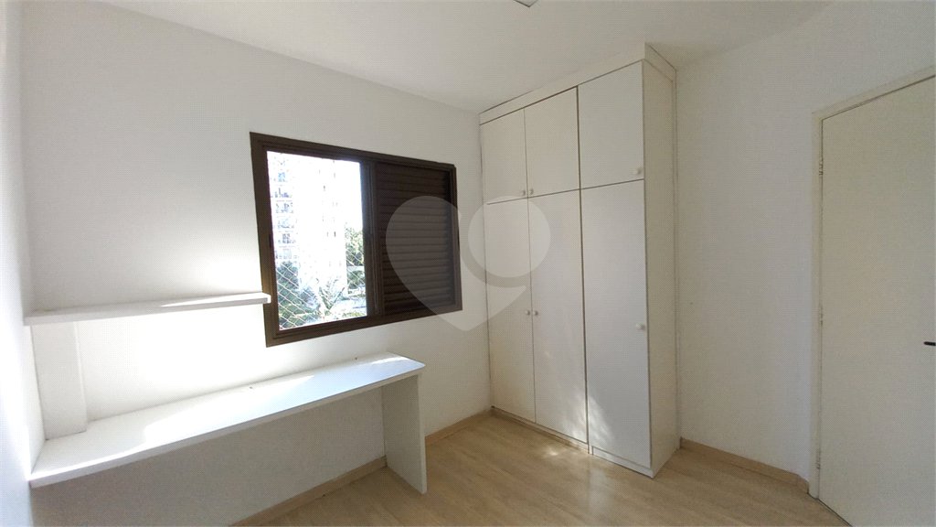 Apartamento à venda com 3 quartos, sendo 1 suíte,  em Vila Indiana, São Paulo, SP