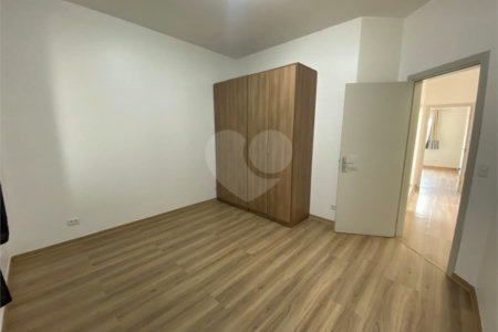 Casa à venda com 3 quartos, sendo 1 suíte,  em Jardim Jamaica, Ponta Porã, MS