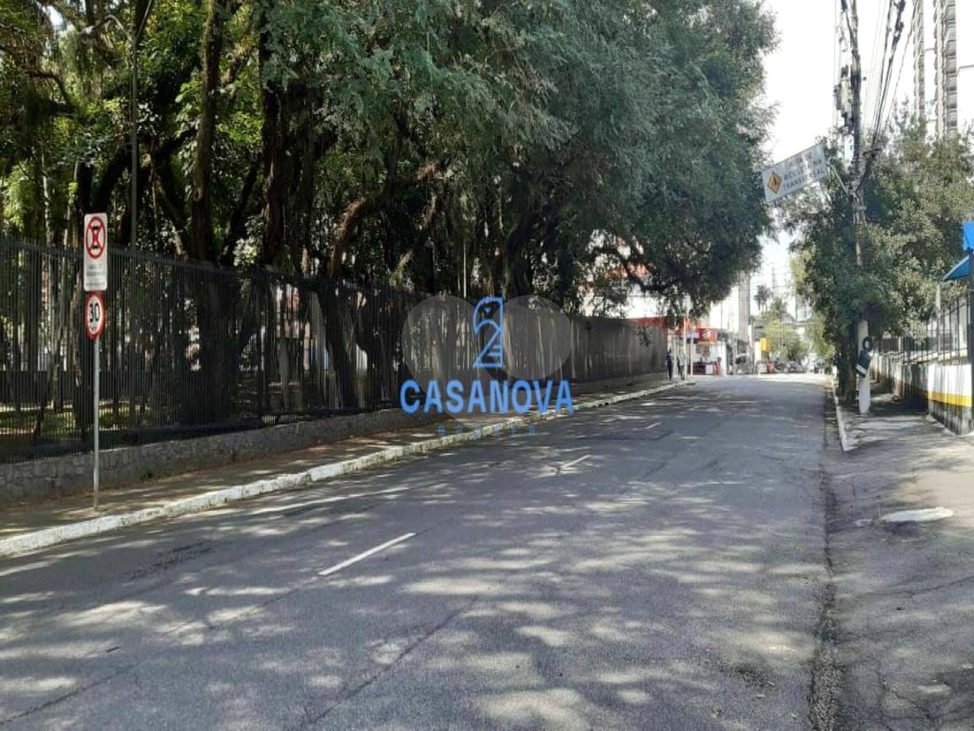Casa à venda com 7 quartos em Santo Amaro, São Paulo, SP
