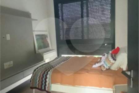 Casa à venda com 3 suítes no condomínio Reserva do Itamaracá, Valinhos - SP