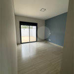 Casa à venda com 3 quartos, sendo 1 suíte, no condomínio Jardim Laguna, Indaiatuba - SP