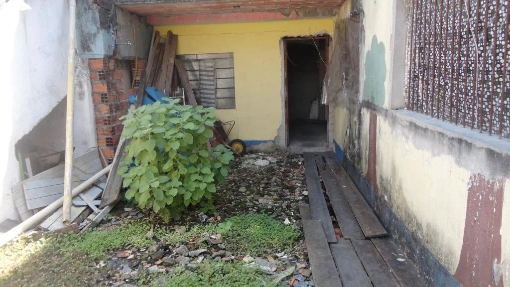 Sobrado à venda com 5 quartos, sendo 1 suíte, em Parque Ipê, São Paulo, SP