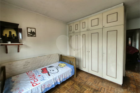 Sobrado à venda com 4 quartos em Jardim Sarah, São Paulo, SP