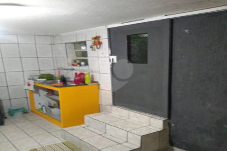 Casa à venda com 2 quartos, sendo 1 suíte,  em Chácara Japonesa, São Paulo, SP