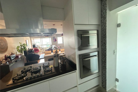 Apartamento à venda com 2 quartos, sendo 1 suíte,  em Vila Romana, São Paulo, SP