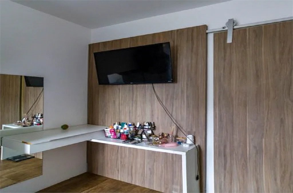 Apartamento à venda com 2 quartos, sendo 1 suíte, em Parque Reboucas, São Paulo, SP