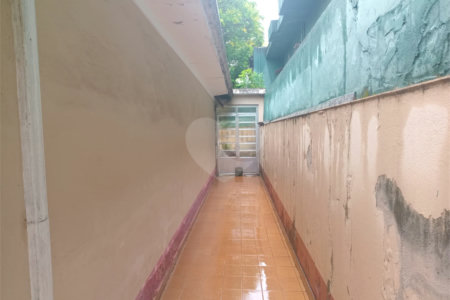 Casa Térrea à venda com 4 quartos em Vila Pita, São Paulo, SP