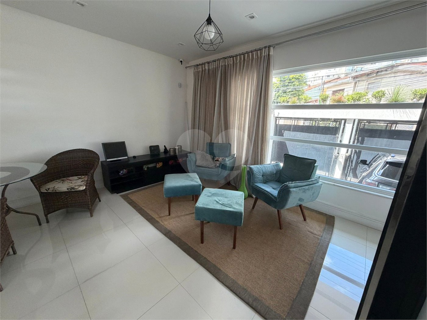Casa à venda com 3 suítes em Vila Augusta, Guarulhos, SP