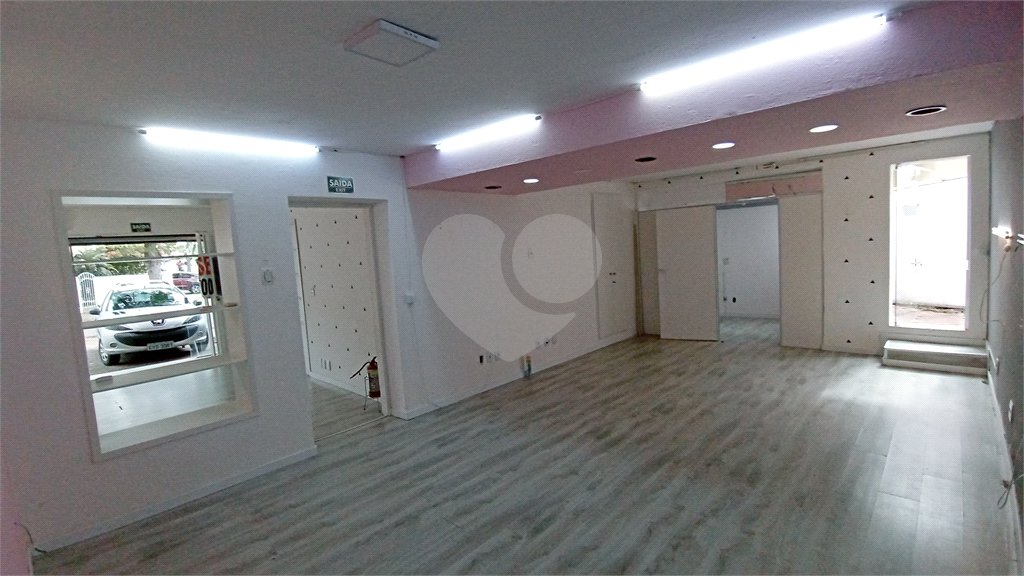 Casa à venda com 3 quartos, sendo 1 suíte, em Jardim Ribeiro, Valinhos, SP
