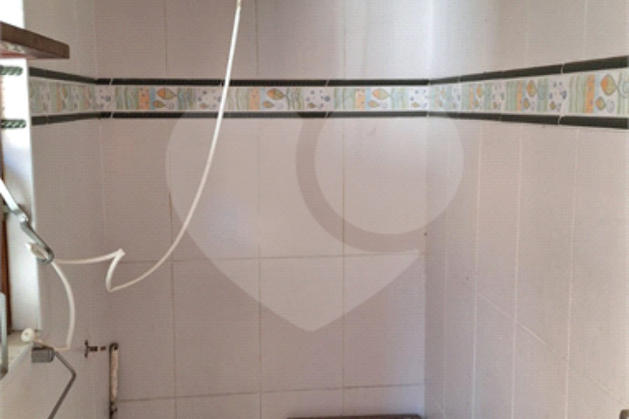 Sobrado para alugar com 4 quartos, sendo 3 suítes, em Vila Nivi, São Paulo, SP