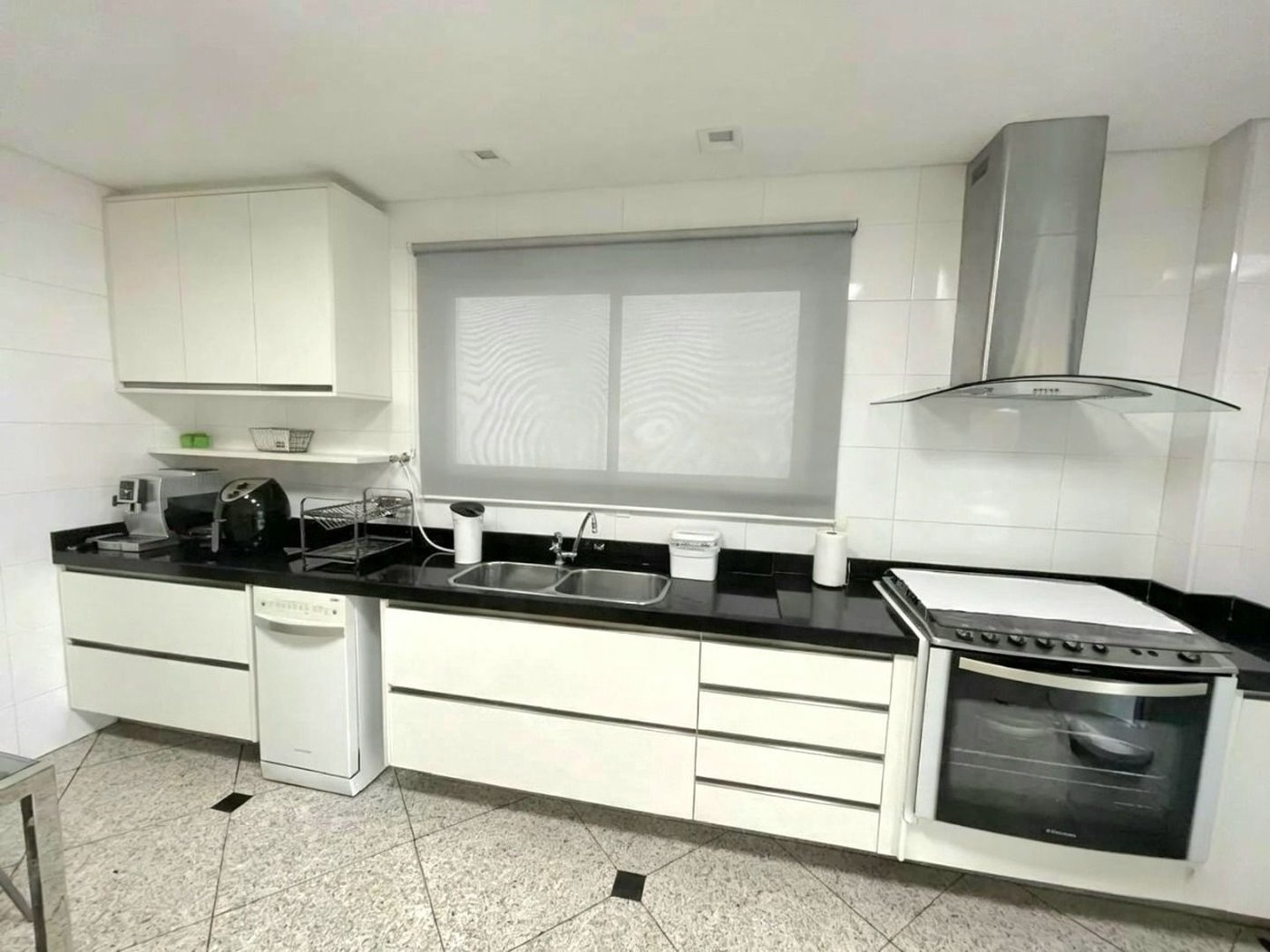 Apartamento com 3 dormitórios à venda, 191 m² por R$ 2.995.000,00 - Embaré - Santos/SP