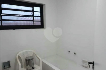 Sobrado à venda com 3 quartos, sendo 1 suíte,  em Santo Amaro, São Paulo, SP