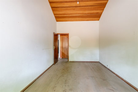 Casa Térrea à venda com 4 quartos, sendo 1 suíte, em Brooklin, São Paulo, SP