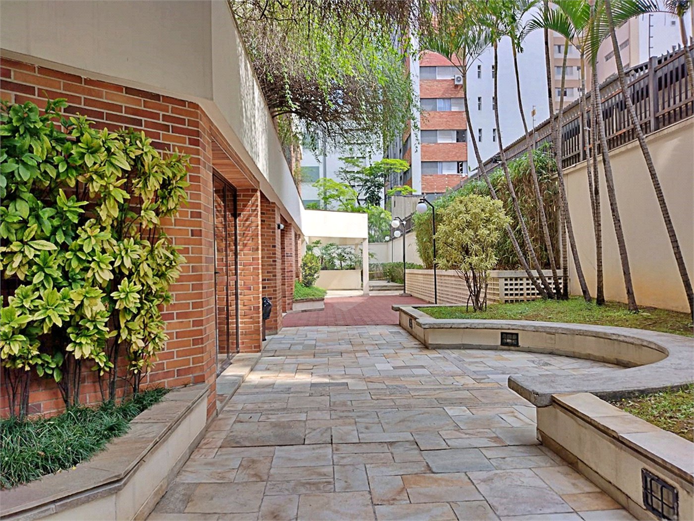Apartamento à venda com 4 suítes em Itaim Bibi, São Paulo, SP