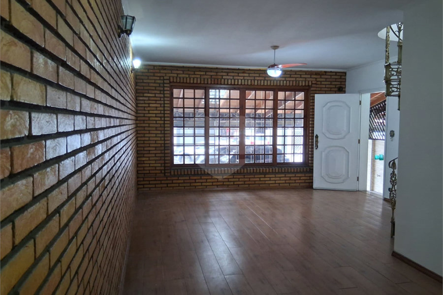 Sobrado à venda com 3 quartos, sendo 1 suíte, em Vila Dom Pedro Ii, São Paulo, SP