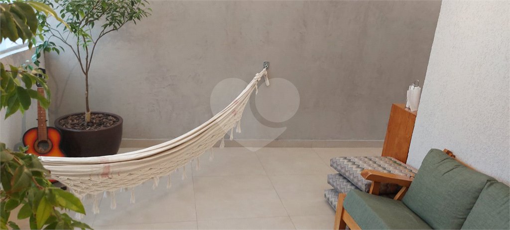 Casa à venda com 3 quartos, sendo 1 suíte, no condomínio Ville Resedá, São Paulo - SP