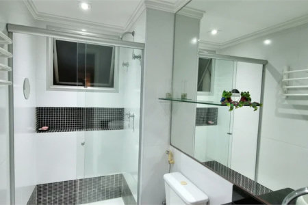 Apartamento à venda com 3 suítes em Jardim Londrina, São Paulo, SP
