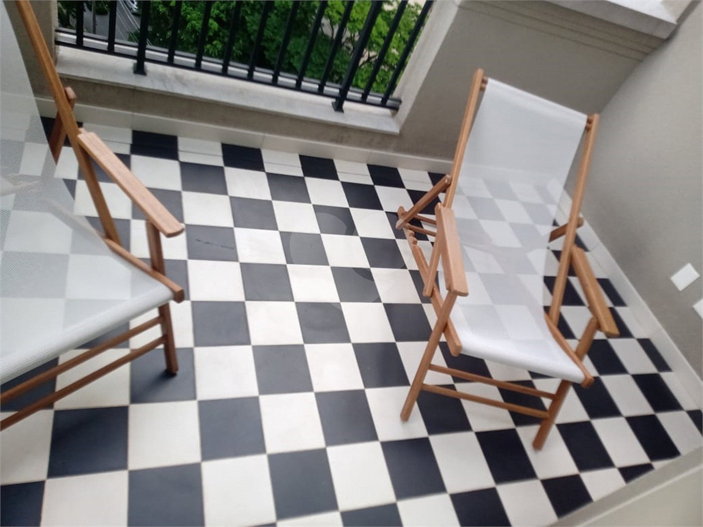 Apartamento 66 m ², com 1 dorm, 2 vagas de garagem no Jd Europa.