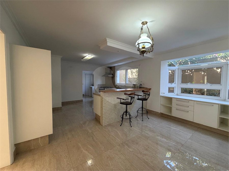 Casa à venda ou para alugar com 4 quartos, sendo 3 suítes, em Alto da Boa Vista, São Paulo, SP