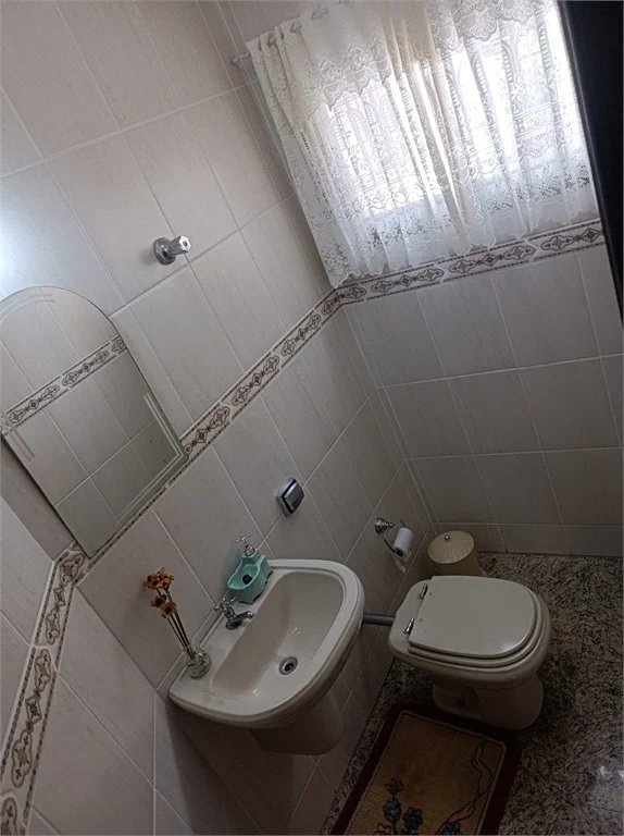 Sobrado à venda com 5 quartos, sendo 4 suítes,  em Rolinópolis, São Paulo, SP