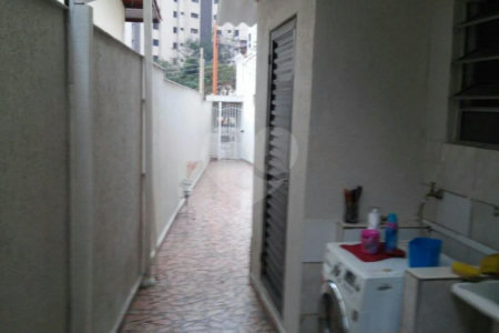 Casa à venda com 6 quartos, sendo 3 suítes,  em Santana, São Paulo, SP