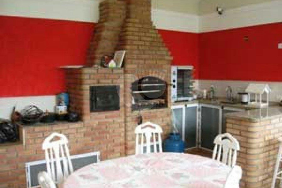 Casa à venda com 3 suítes em Serra da Cantareira, Mairiporã, SP