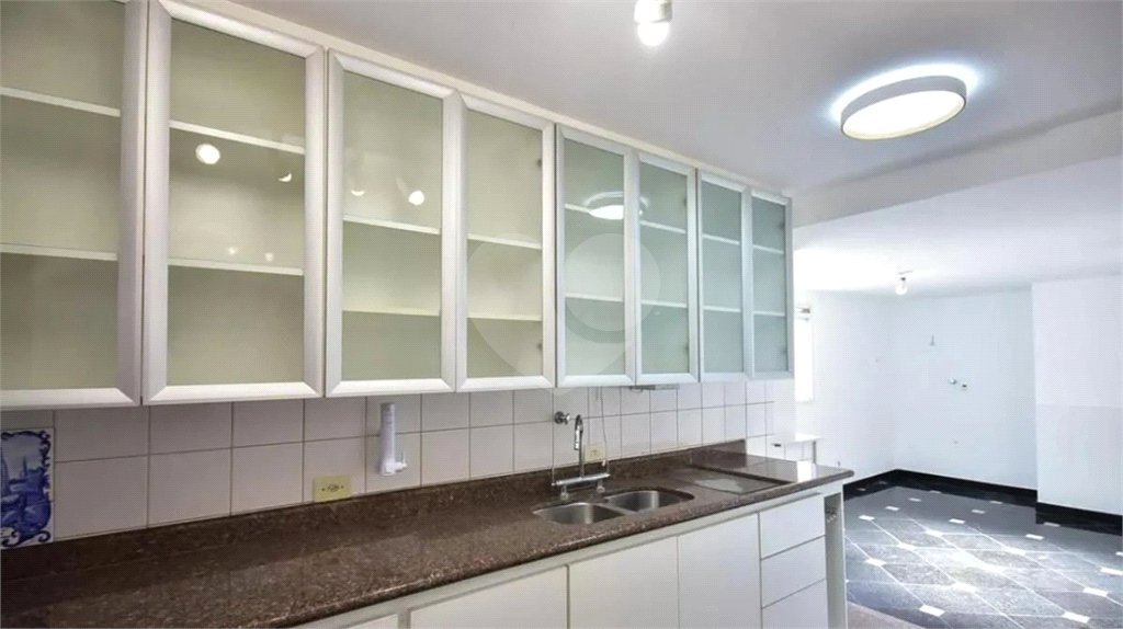 Cobertura à venda com 3 quartos, sendo 2 suítes,  em Paraíso do Morumbi, São Paulo, SP