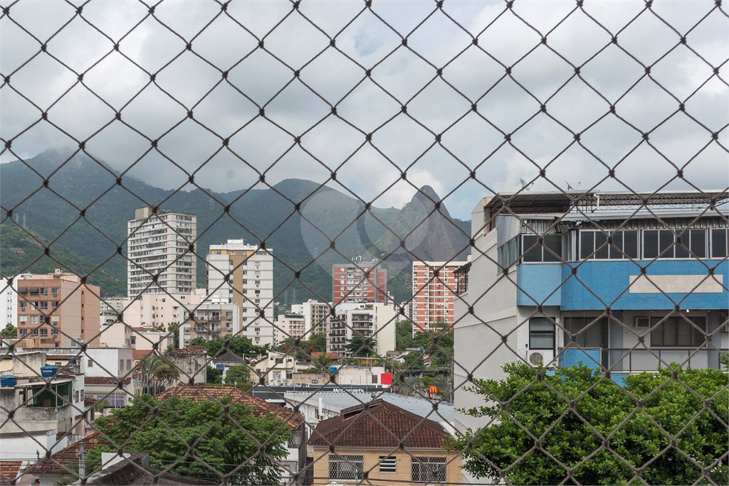Apartamento à venda com 3 quartos, sendo 1 suíte, em Tijuca, Rio de Janeiro, RJ