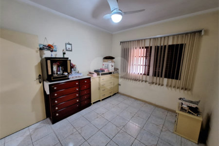 Casa à venda com 2 quartos em Jardim Simus, Sorocaba, SP