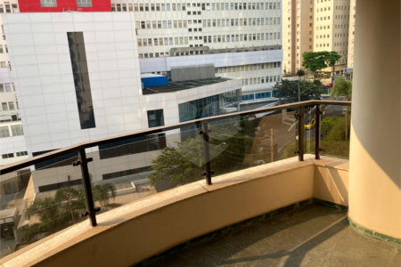 Apartamento à venda com 3 suítes em Santana, São Paulo, SP
