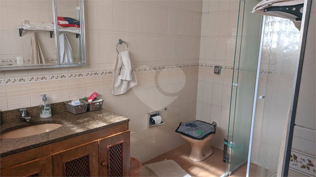 Sobrado à venda com 4 quartos, sendo 2 suítes,  em Santana, São Paulo, SP