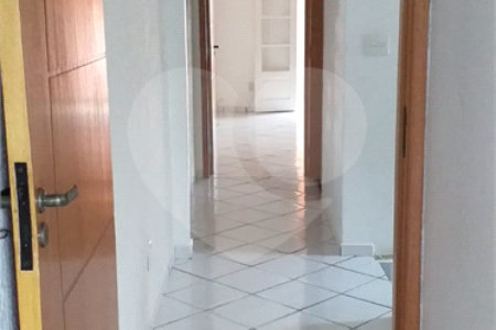 Sobrado à venda com 2 quartos, sendo 1 suíte, em Vila Medeiros, São Paulo, SP