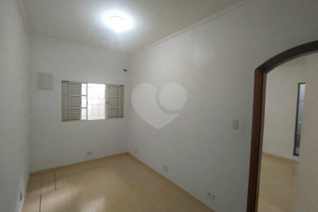 Casa à venda com 10 quartos, sendo 1 suíte, em Santa Teresinha, São Paulo, SP