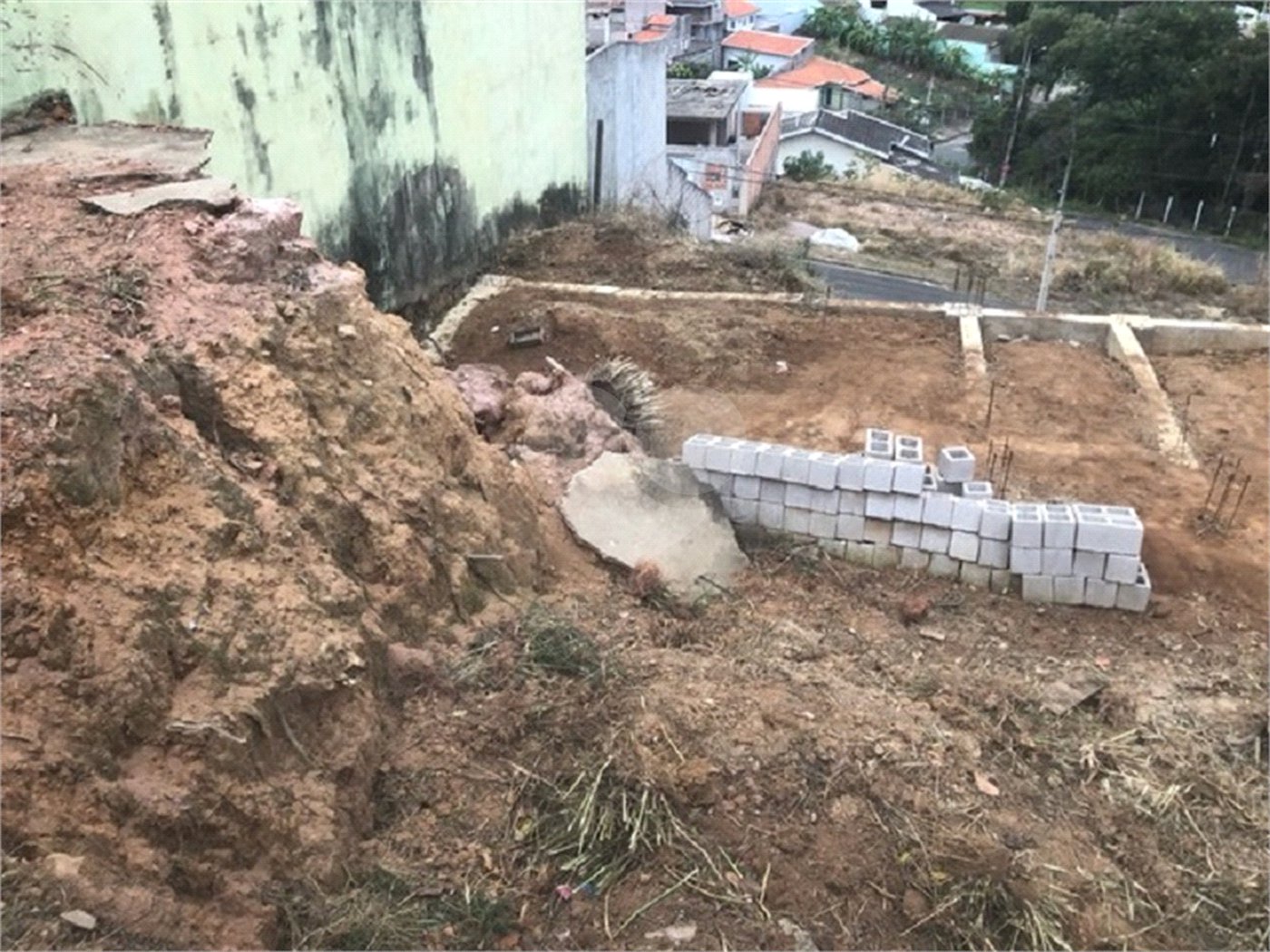 Terreno à venda em Chácara Previtale, Valinhos, SP