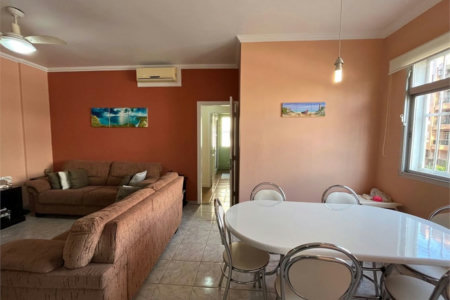 Apartamento Residencial à venda, Jardim Virginia, Guarujá - AP0424.