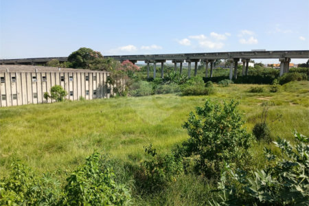 Terreno à venda em Jardim dos Ipês, Itaquaquecetuba, SP
