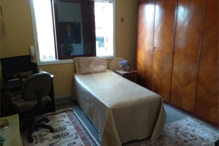 Sobrado à venda com 4 quartos, sendo 1 suíte, em Indianópolis, São Paulo, SP