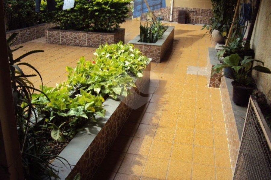 Sobrado à venda com 3 quartos, sendo 1 suíte, em Parque Peruche, São Paulo, SP