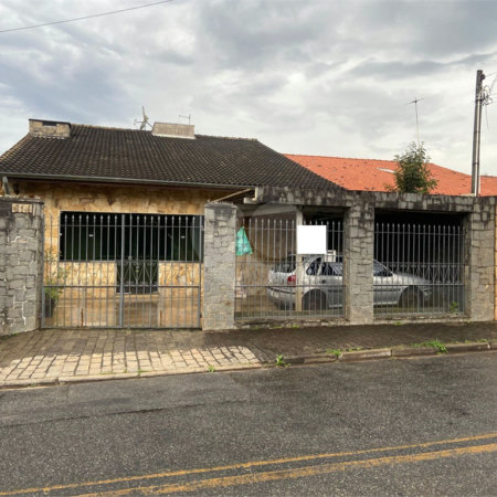 Casa à venda com 4 quartos, sendo 1 suíte, em Jardim Rincão, Arujá, SP